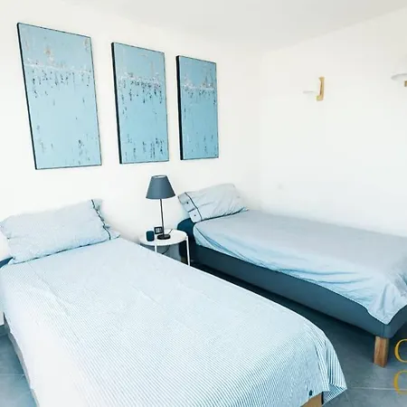 וילה Villa 